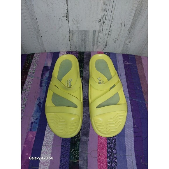 Tony Little Cheeks Health Slide with Gel Footbed Color Yellow Size 11 - Picture 1 of 8